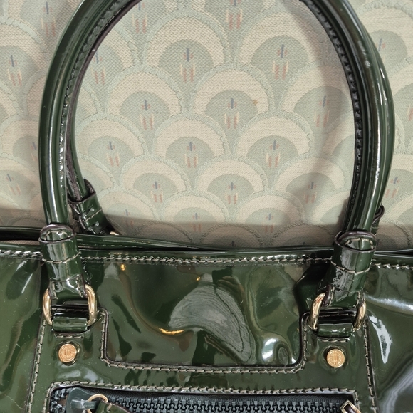 Y2k ANTONIO MELANI Patent Leather Shiny Green Patent Leather Tote Bag - Picture 3 of 14